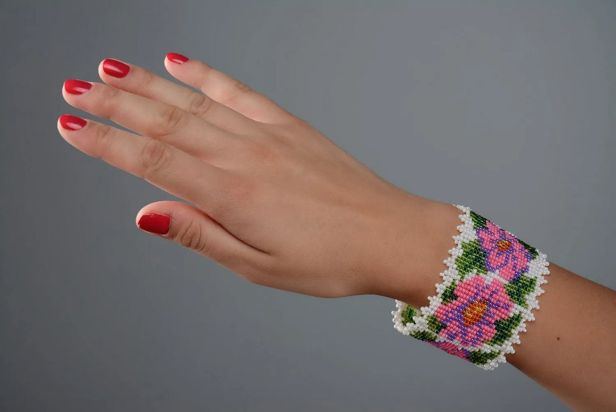 Handmade bracelet made of beads