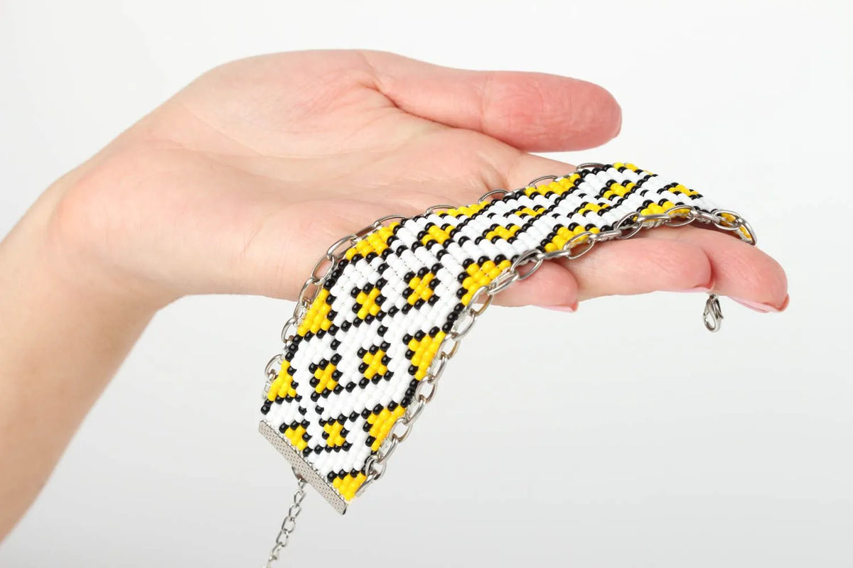 Chain ethnic handmade white, yellow and black beads bracelet for women